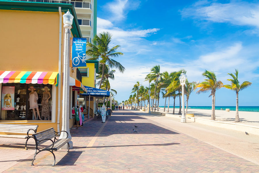 Hollywood beach broadwalk