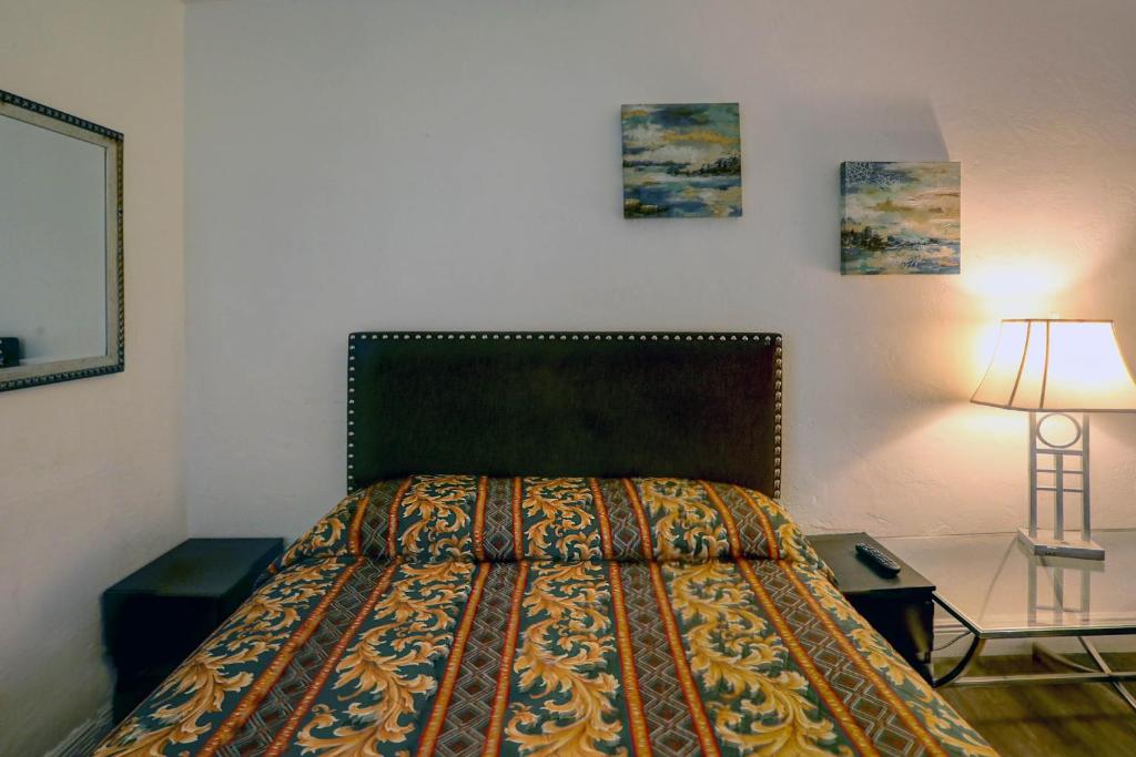 Beach and Town Motel