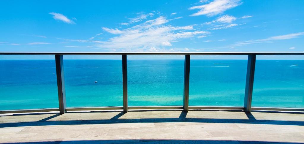 Dramatic Ocean View at Hyde Resort And Residences