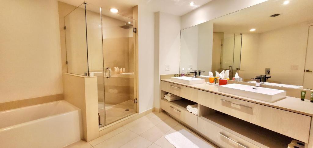 Dramatic Ocean View at Hyde Resort And Residences