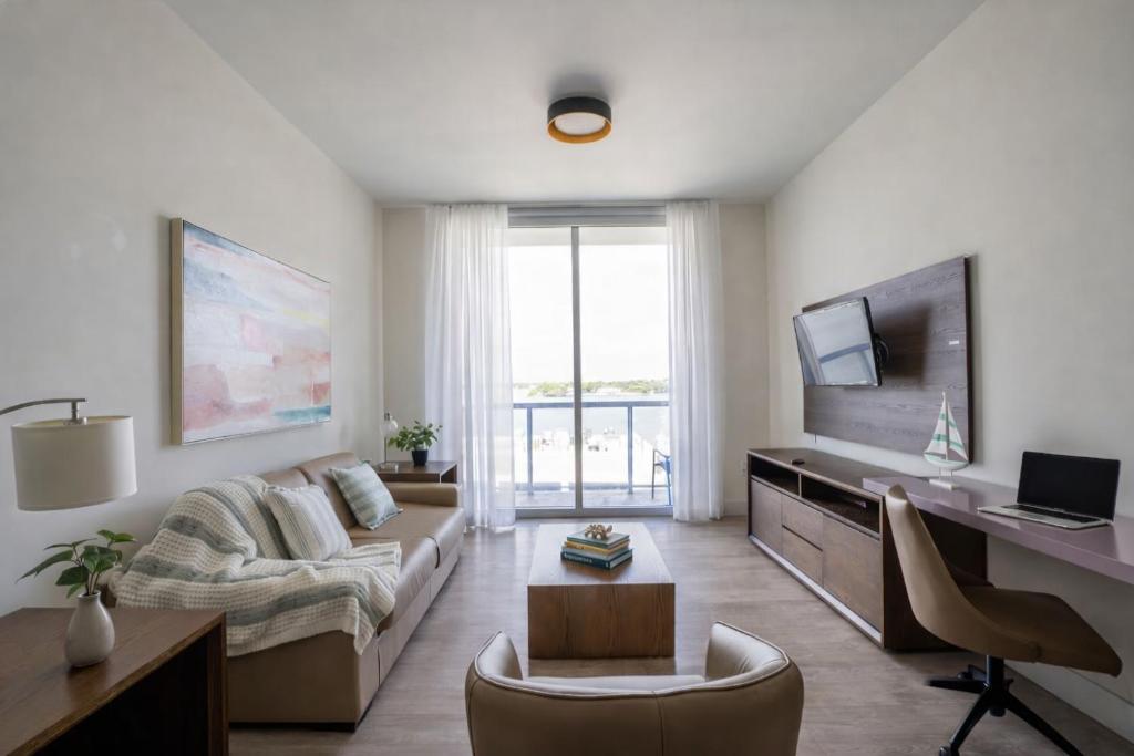 Global Rent Apart - Costa Hollywood