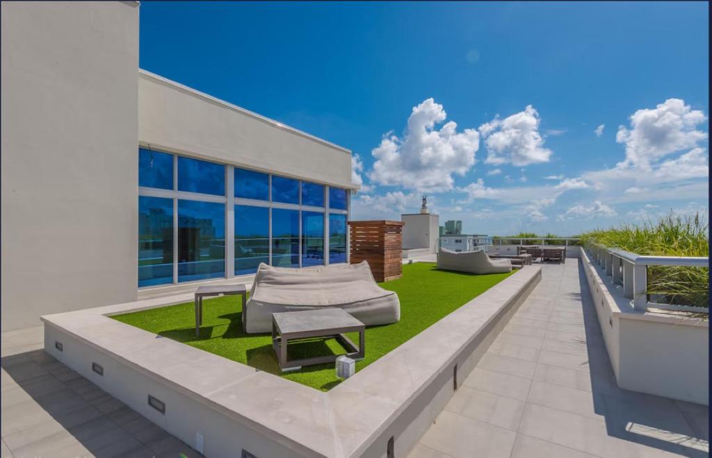 Global Rent Apart - Costa Hollywood