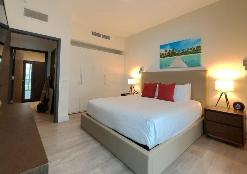 Global Rent Apart - Costa Hollywood