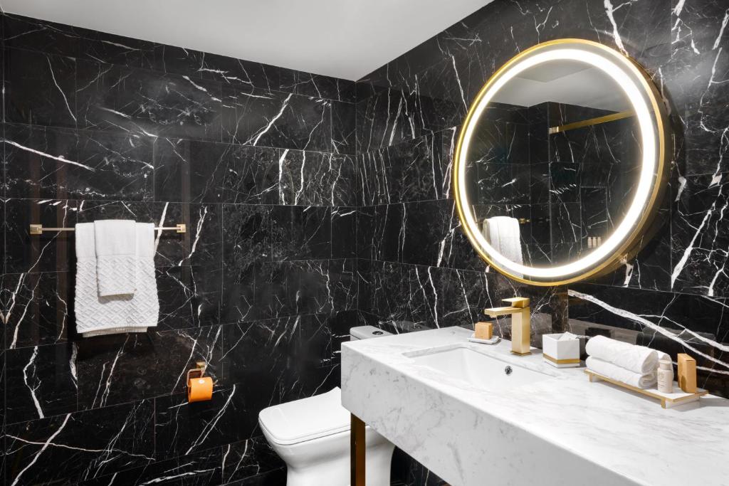 Dolce by Wyndham Hollywood