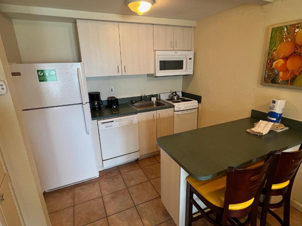 Enchanted Isle Hollywood Beach Resort