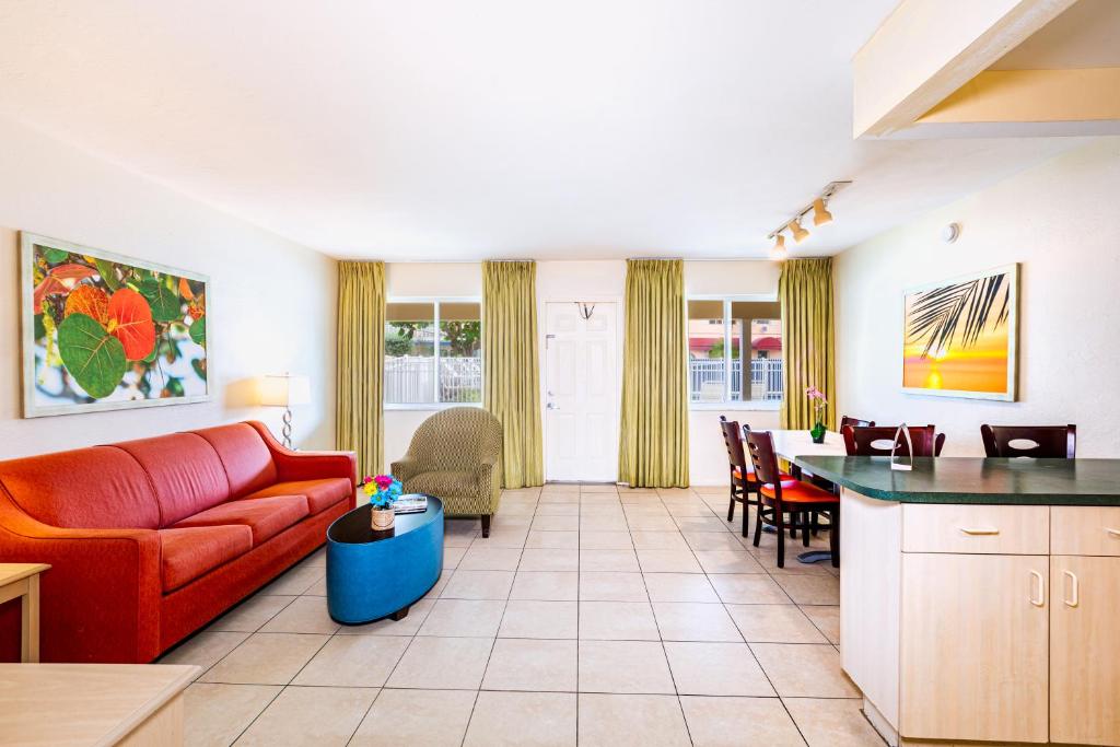 Enchanted Isle Hollywood Beach Resort