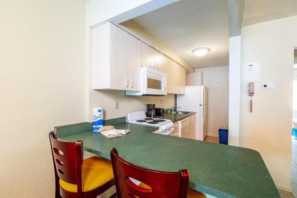 Enchanted Isle Hollywood Beach Resort