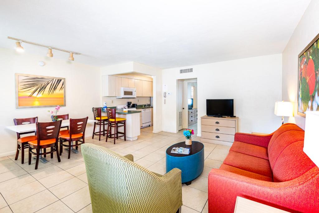 Enchanted Isle Hollywood Beach Resort