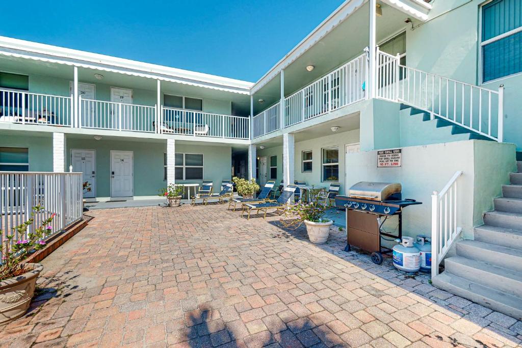 Eternal Coastal Sunshine