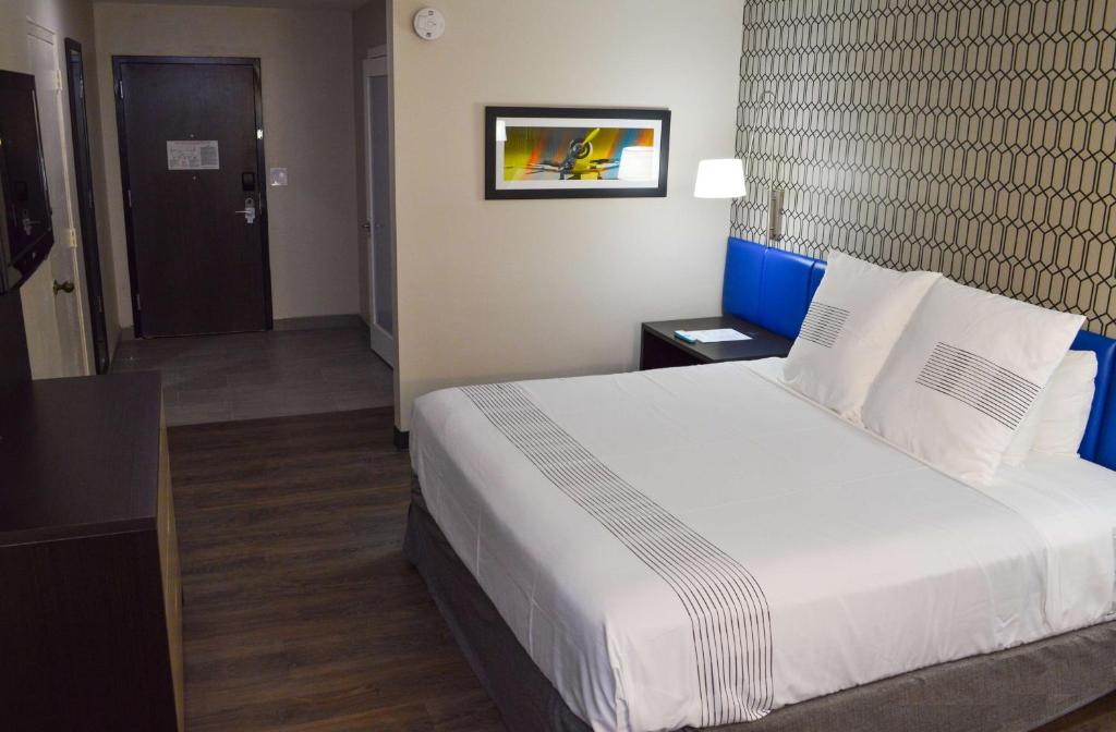 Best Western Plus Ft Lauderdale Hollywood Airport Hotel