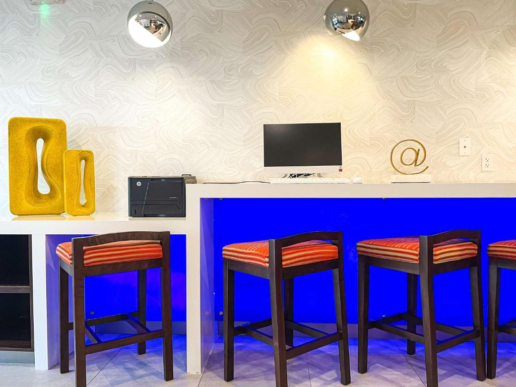 Best Western Plus Ft Lauderdale Hollywood Airport Hotel