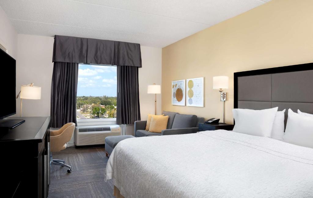 Hampton Inn Hallandale Beach-Aventura