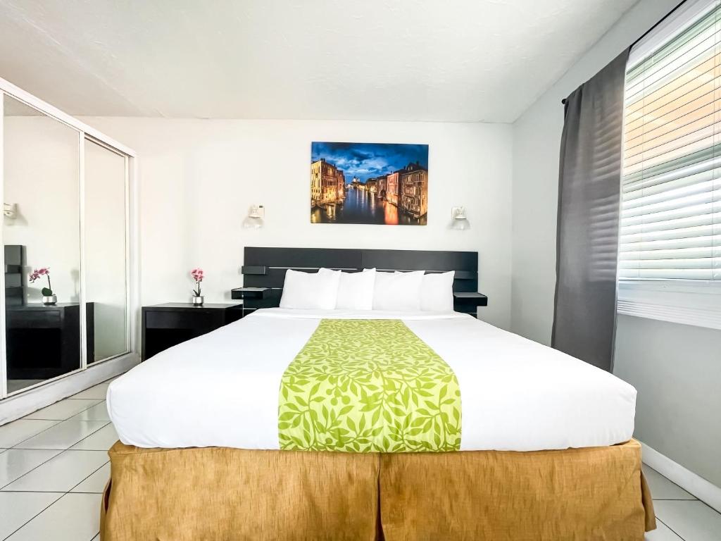 Hollywood Beach Hotels