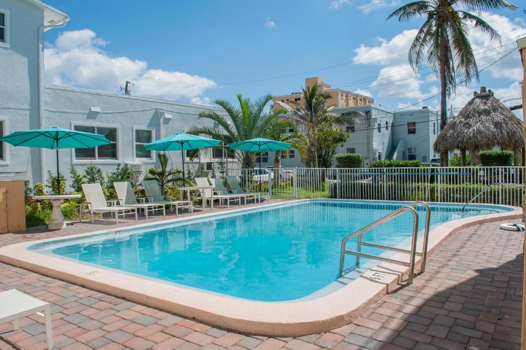 Hollywood Beach Seaside