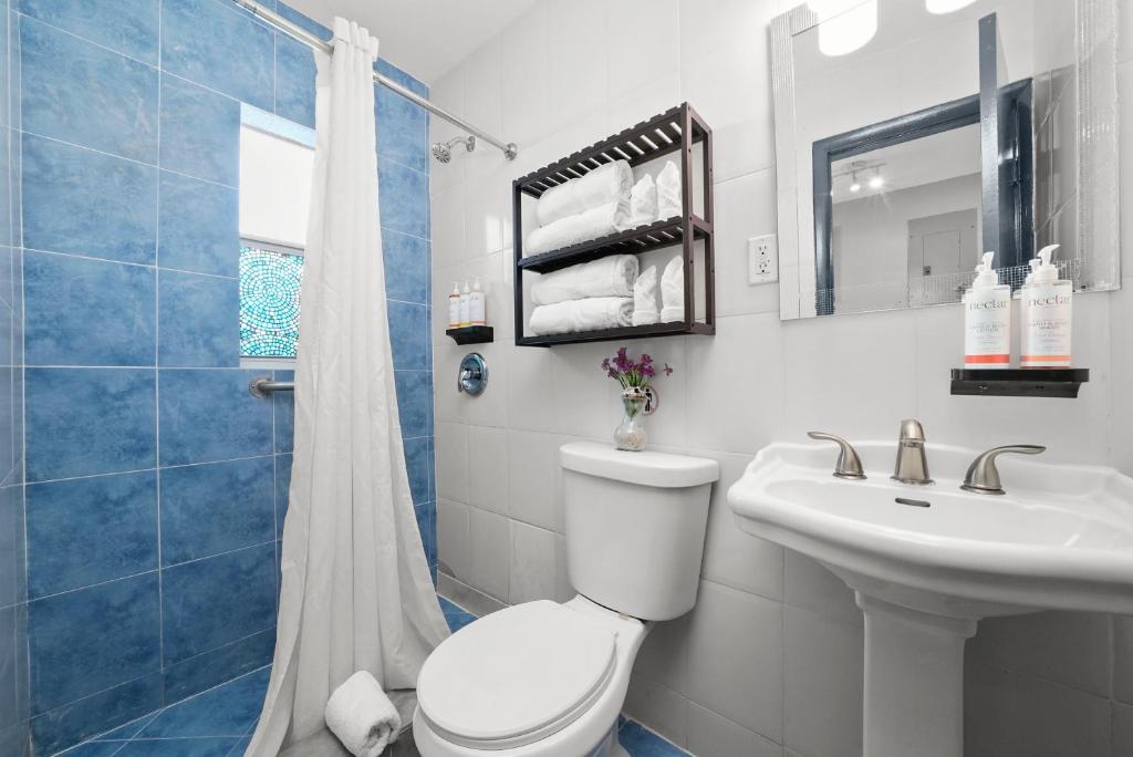 Hollywood Beach Suites and Hotel