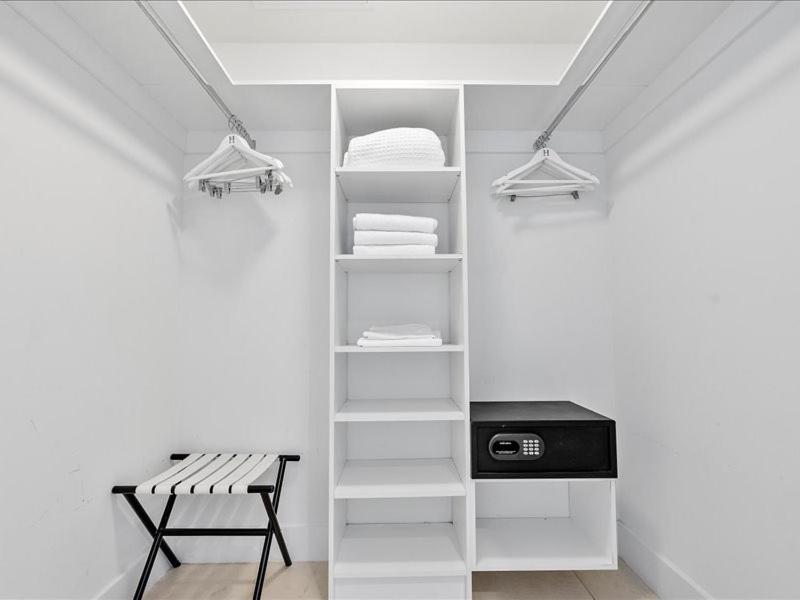 Beachside Contemporary Residence in Lyfe