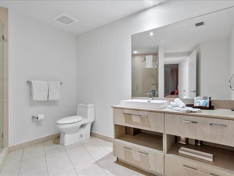 Beachside Contemporary Residence in Lyfe