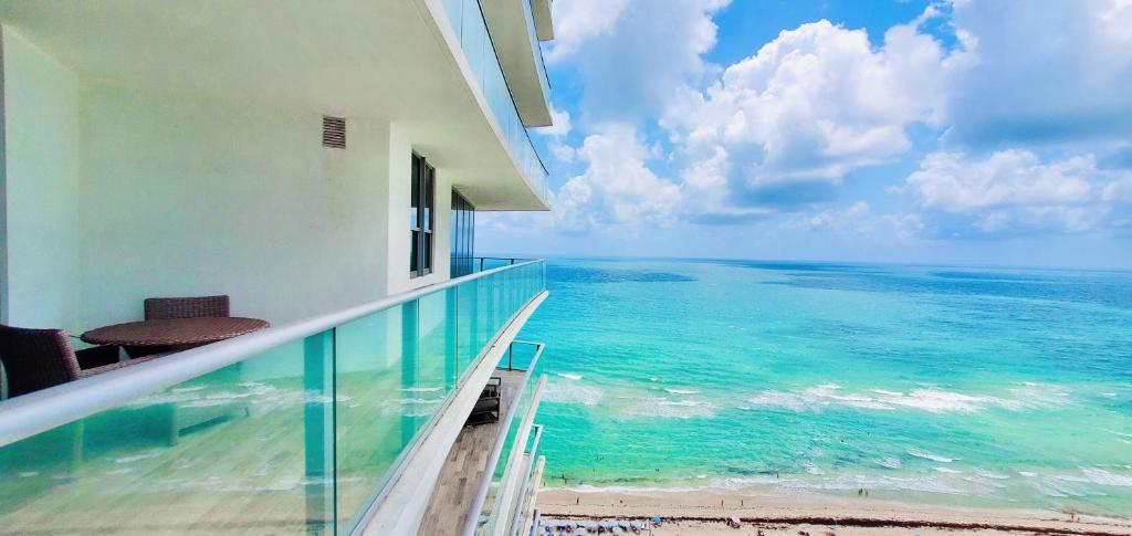 Million Dollar View at Hyde Resort And Residences