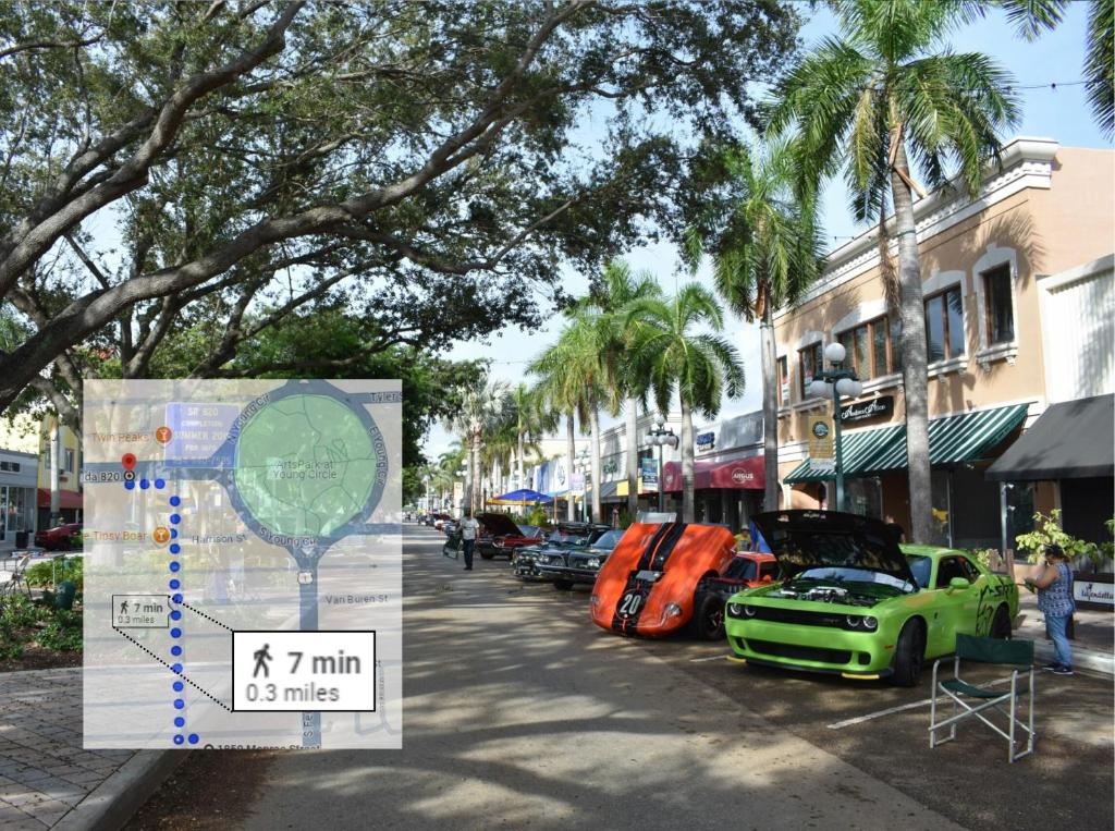 Lux 3BR City-View Retreat in Hollywood, 2nd Floor