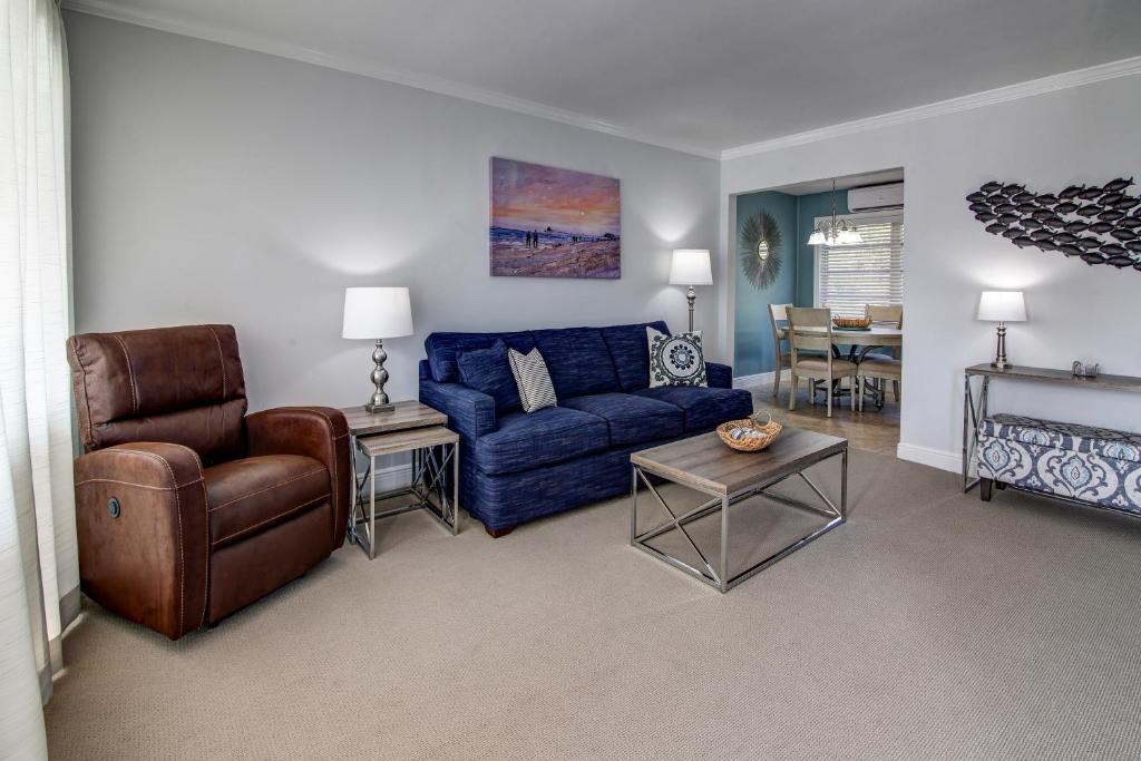 May-Dee Suites in Florida