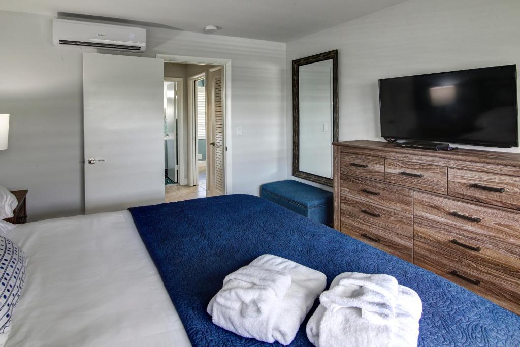 May-Dee Suites in Florida