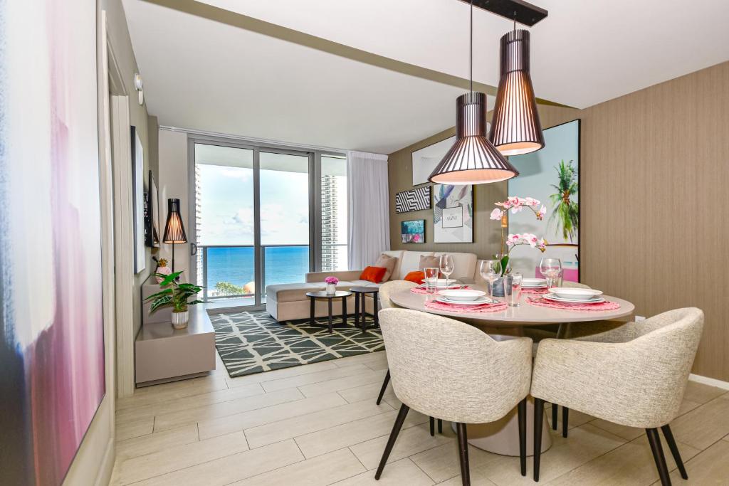 Oceanview 2BR Suite At Hyde Beach House - 5☆ Amenities