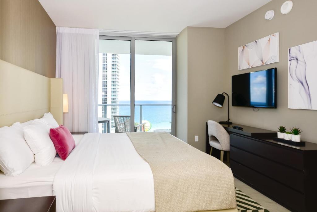 Oceanview 2BR Suite At Hyde Beach House - 5☆ Amenities