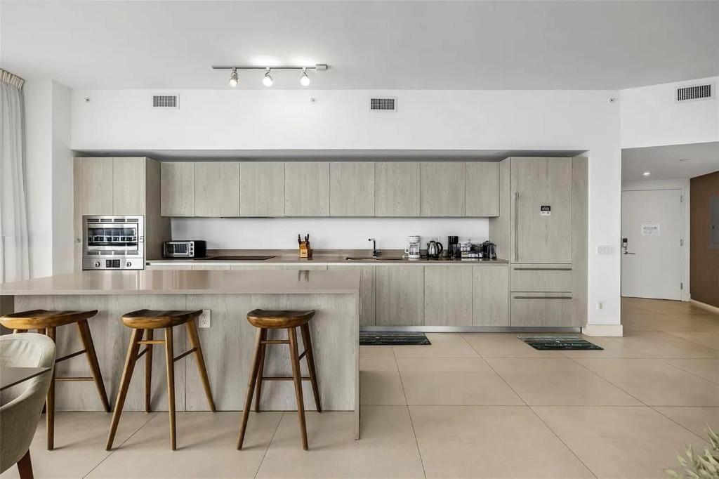 Penthouse Vacation Beach Resort