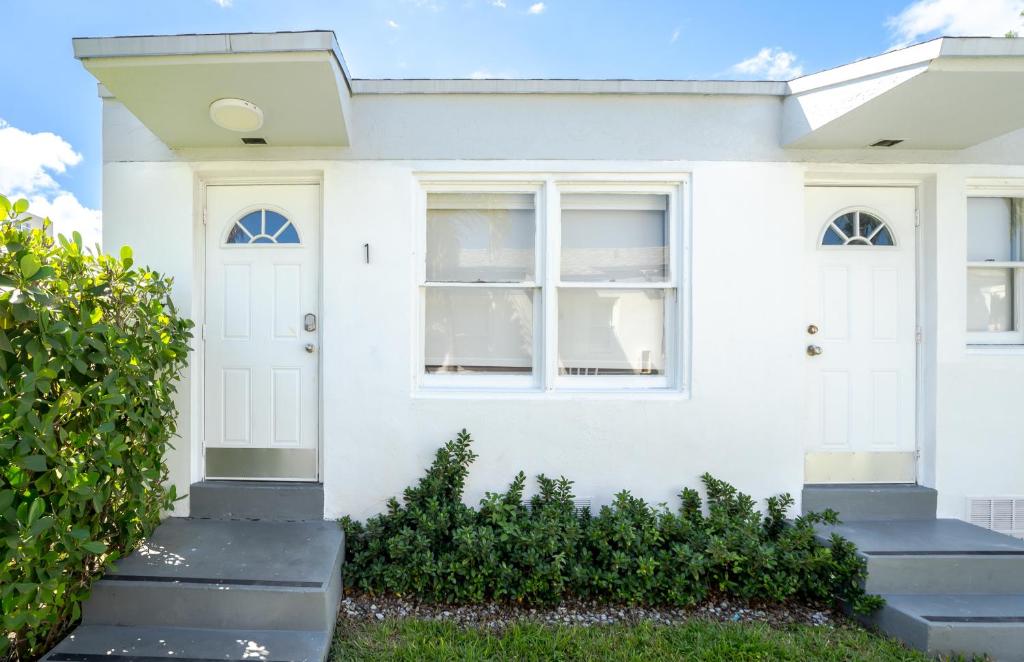 PRAIA Hotel Hollywood