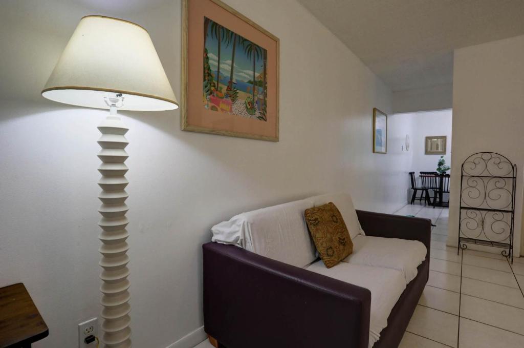 Richard's Motel Studios