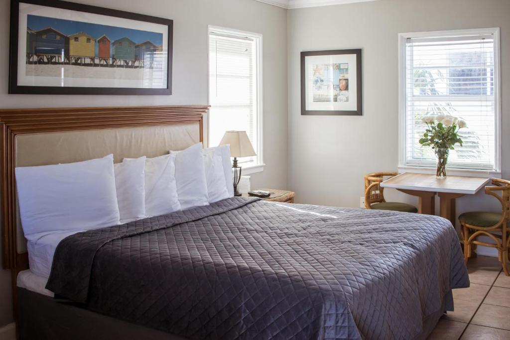 Riptide Oceanfront Hotel