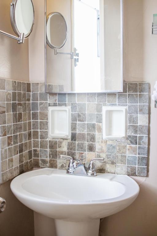 Riptide Oceanfront Hotel