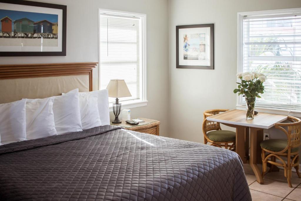 Riptide Oceanfront Hotel