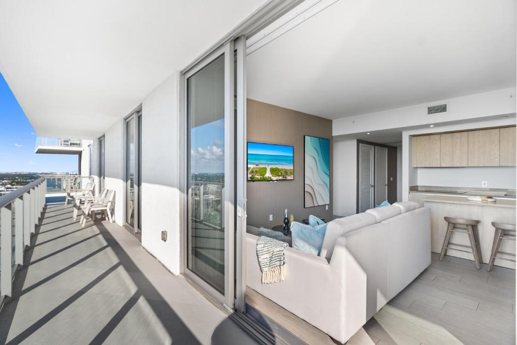 Spectacular 3br and 2ba in Hyde Beach House