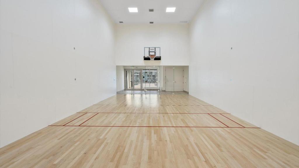 Spectacular 3br and 2ba in Hyde Beach House