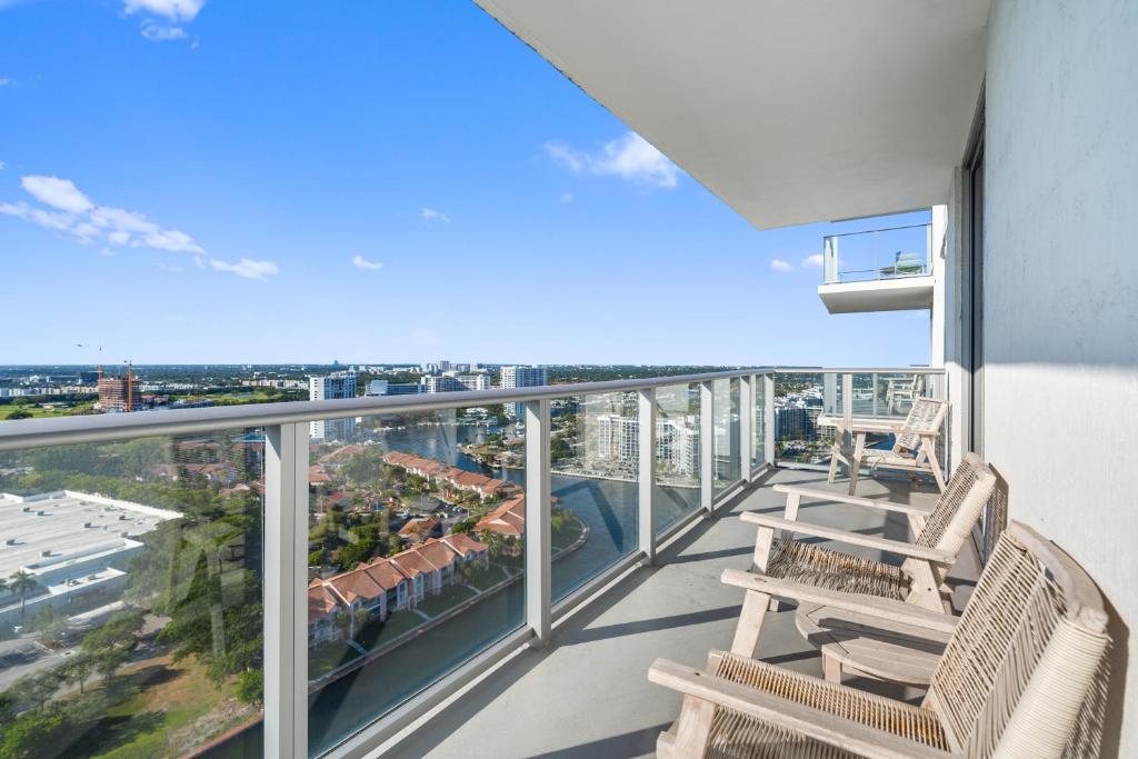 Spectacular 3br and 2ba in Hyde Beach House