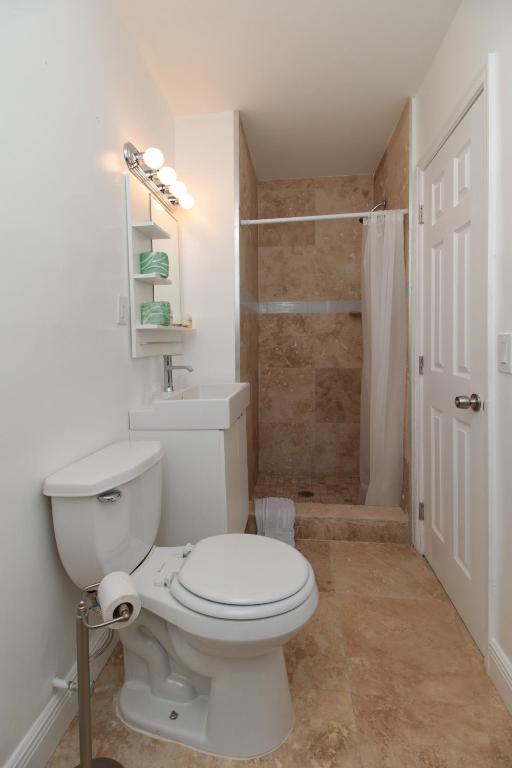 The Dolphin Hollywood