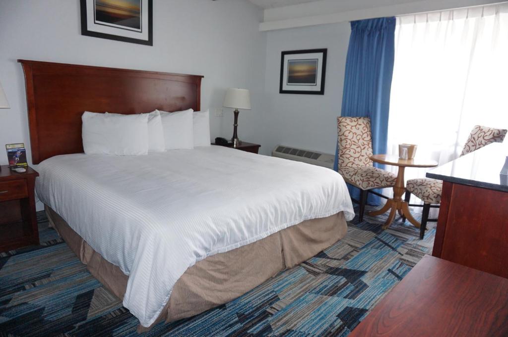 The Hollywood Gateway Inn