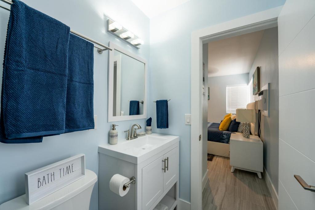 The Surf Hollywood Beach