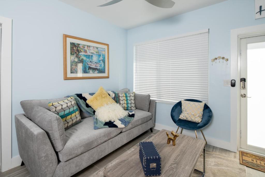 The Surf Hollywood Beach