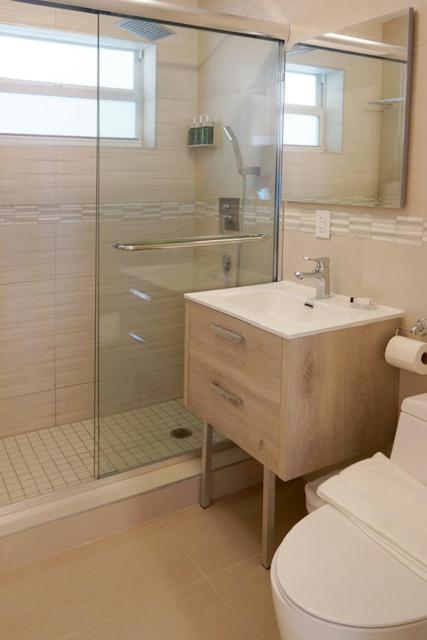 Diane Oceanfront Suites