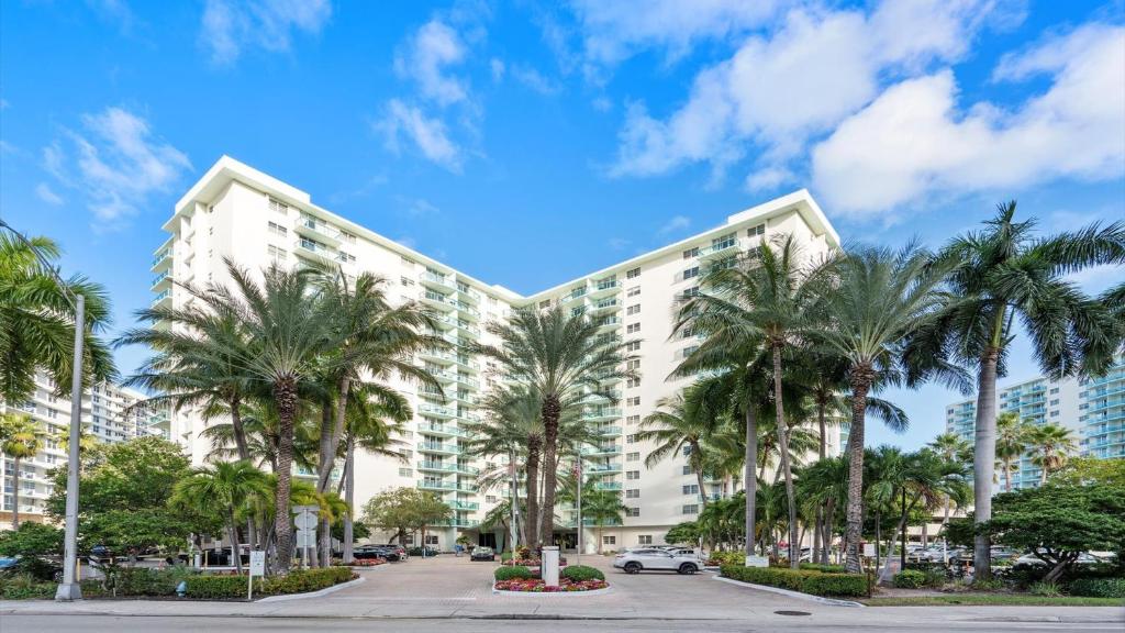 The Tides Ocean Luxury Suites