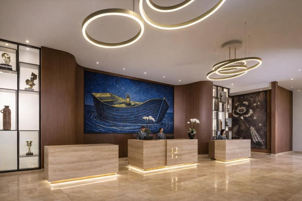 Ventur Luxe Condo l Oceanview - Gym, Beach Access