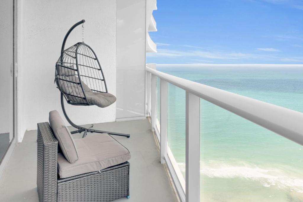 Ventur Luxe Condo - Oceanview - Gym, Beach Access